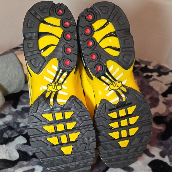 Nike Air Max Plus "Frequency Pack" - Picture 6 of 15